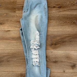 Distressed High Rise Skinny Jeans
